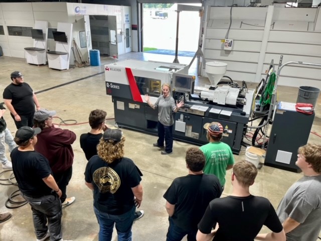 ASSOCIATE SPOTLIGHT: CHELSIE LUCAS - Milacron